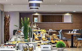 Mercure Vaugirard Paris Porte De Versailles Hôtel